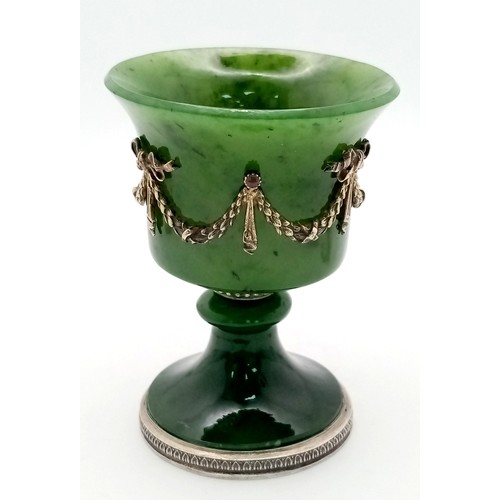 128 - An Antique Early 20th Century Russian Nephrite Jade Small Goblet. Bell-shaped vessel with decorative... 