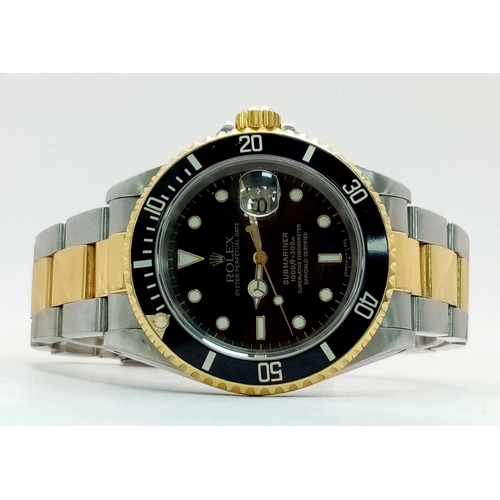 12 - A Rolex Submariner Gents Watch. Bi-Metal (18k gold and stainless steel) bracelet and case - 40mm. Mo... 