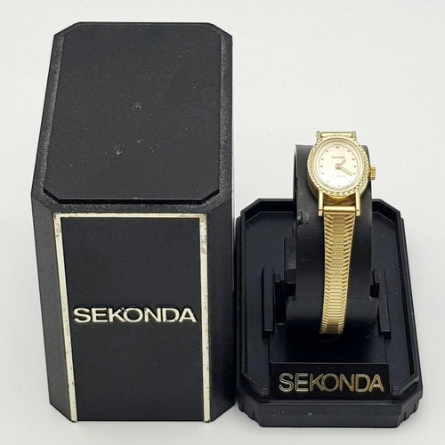 1540 - An USSR Made Sekonda Ladies 17 Jewel Manual Wind Gold Tone Watch.-16mm Case. Full Working Order. Com... 