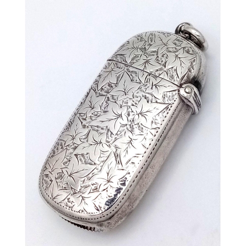 385 - Antique SILVER VESTA. Hallmark  for Stokes and Ireland, Birmingham circa 1900. Oval shaped with exqu... 