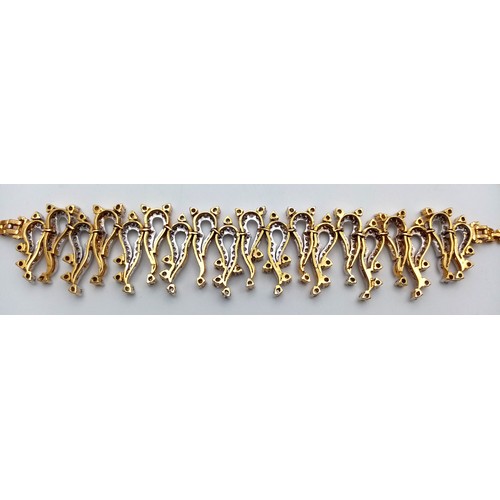 17 - A Unique Indian/Asian Made 22K Gold and Diamond Necklace. A 4ctw (approx) 414 diamond masterpiece wi... 