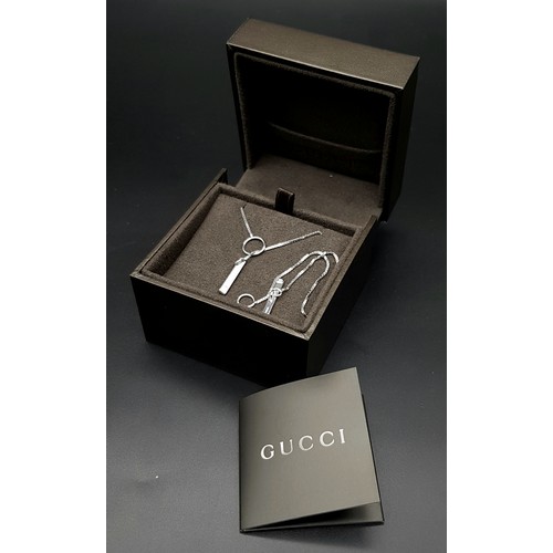 478 - A Gucci 'Designer' 18K White Gold Necklace and Bracelet Set. 
45cm necklace. 14cm bracelet. 7.5g tot... 