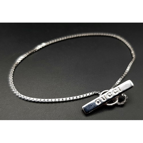 478 - A Gucci 'Designer' 18K White Gold Necklace and Bracelet Set. 
45cm necklace. 14cm bracelet. 7.5g tot... 