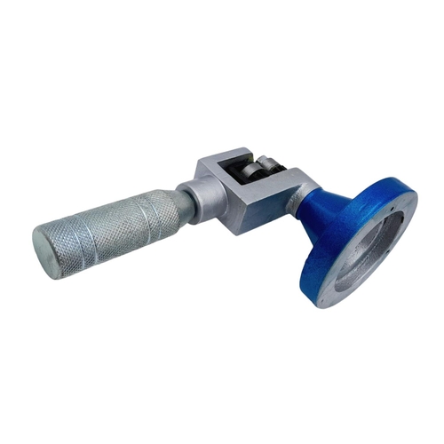 189 - A professional jeweller’s tool: A Ring Stretcher with 17 dies. Perfect for all band and stone set ri... 