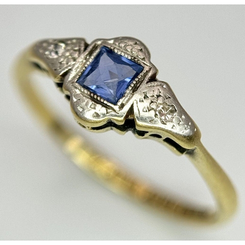 235 - A VINTAGE  18K YELLOW GOLD,  PLATINUM DIAMOND AND SAPPHIRE RING. 2G. SIZE M. A/S SC12