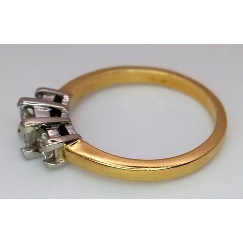 40 - AN 18K YELLOW GOLD 3 STONE DIAMOND RING. PRINCESS CUTS. 0.60CTW. 3.7G. SIZE N. GW3005.