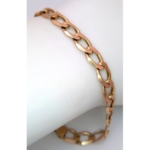 197 - A 9K GOLD CHUNKY BRACELET .    8gms    20cms