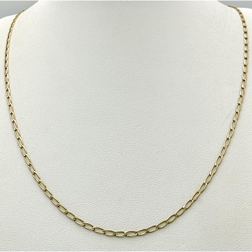 239 - A 9K GOLD INTRLINK NECK CHAIN .   4.2gms     60cms