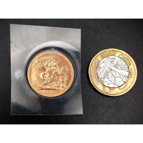 71 - A 22K GOLD SOVEREIGN IN SEALED CONTAINER DATED 1979 .