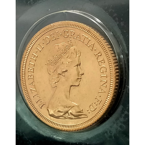 71 - A 22K GOLD SOVEREIGN IN SEALED CONTAINER DATED 1979 .