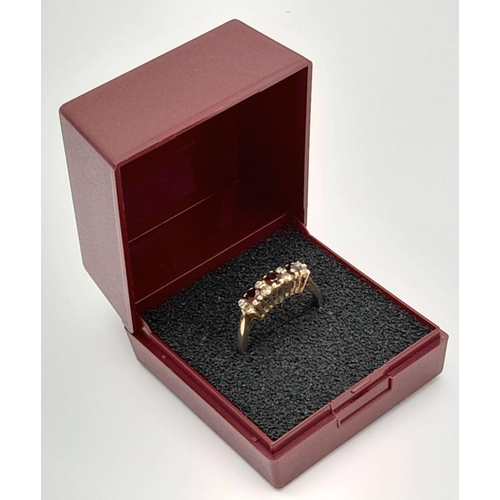 209 - An impressive 9 carat GOLD, TRIPLE GARNET and ZIRCONIA RING. Having gemstones set to top in a beauti... 