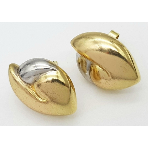 21 - Stunning Pair of designer 9 carat YELLOW & WHITE GOLD EARRINGS. Full UK Hallmark. Complete with Gold... 