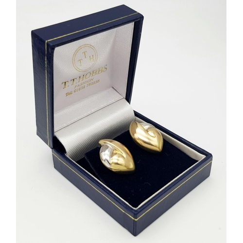 21 - Stunning Pair of designer 9 carat YELLOW & WHITE GOLD EARRINGS. Full UK Hallmark. Complete with Gold... 