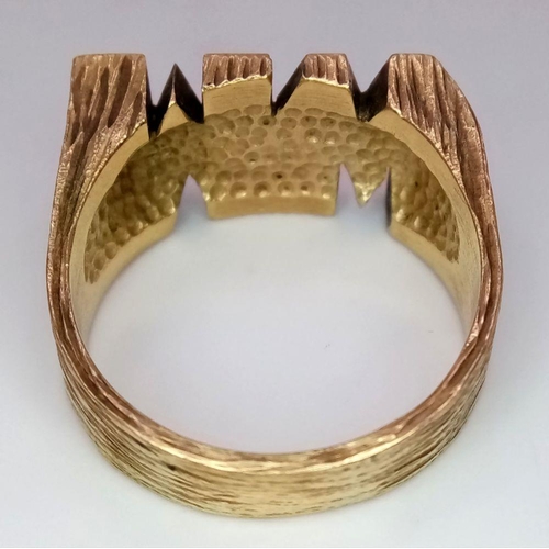 218 - A 9K Chunky Initialled Gents Ring. If you have the initials MW, it's your lucky day. Size Y. 13.2g w... 