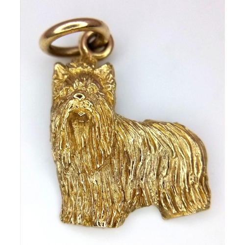 232 - A 9K Yellow Gold Yorkshire Terrier Pendant. 3cm x 2cm. 6g weight.
