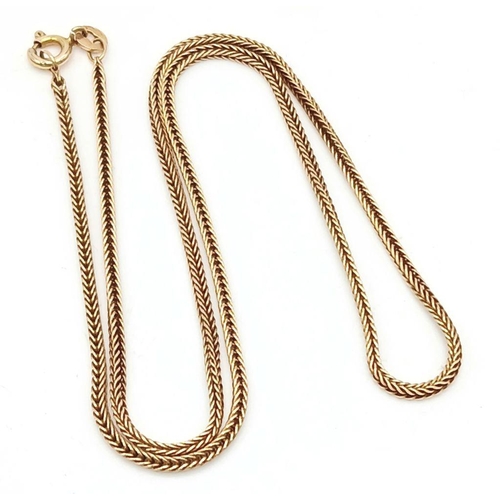 35 - Classic 9 carat GOLD BOX CHAIN NECKLACE. Full UK hallmark. 4.4 grams. 40 cm.