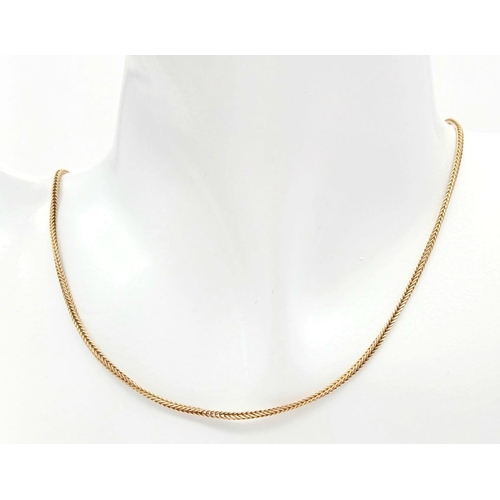 35 - Classic 9 carat GOLD BOX CHAIN NECKLACE. Full UK hallmark. 4.4 grams. 40 cm.