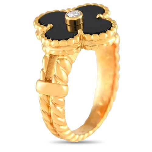 155 - A Van Cleef & Arpels Vintage Alhambra 18K Yellow Gold Black Onyx Ring. This vintage Van Cleef & Arpe... 