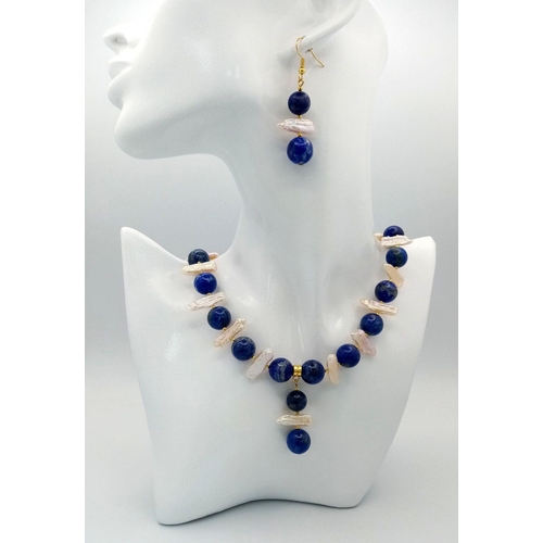 133 - An interesting and unique combination of lapis lazuli and elongate cultured pearls forming a necklac... 