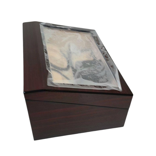 174 - A top-quality Automatic Watch Winder and Storage Box with window. Beautiful “piano” finish, quiet mo... 