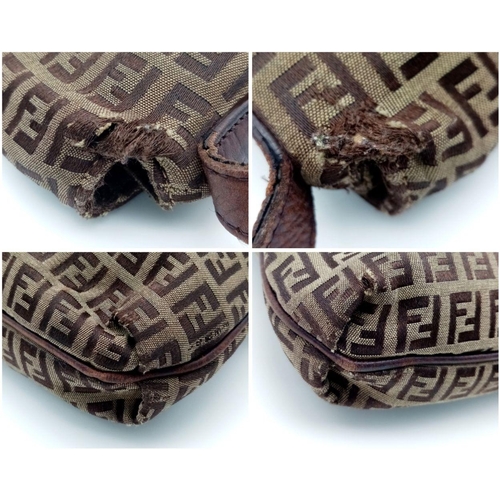 480 - A Fendi Textile Crossbody Bag. Monogram decoration. Gold tone hardware. 27 x 27cm. Comes with a dust... 