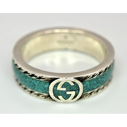 1432 - A Designer 'Gucci' Silver and Enamel Ring. Size R. 6.1g weight. 015351