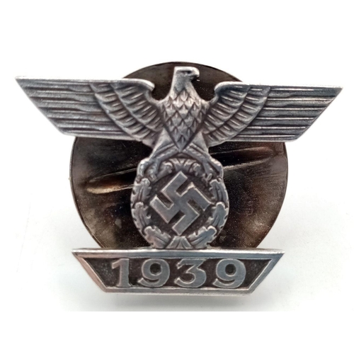 202 - A 3rd Reich Screw Back Spange. These were worn by those who had won the Iron Cross First or 2nd Clas... 