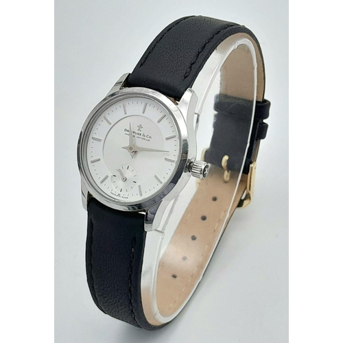 1259 - A Ladies Dreyfus & Co. Switzerland, Subsidiary Dial Quartz Watch Series 1946- Model 6133-25mm Case. ... 