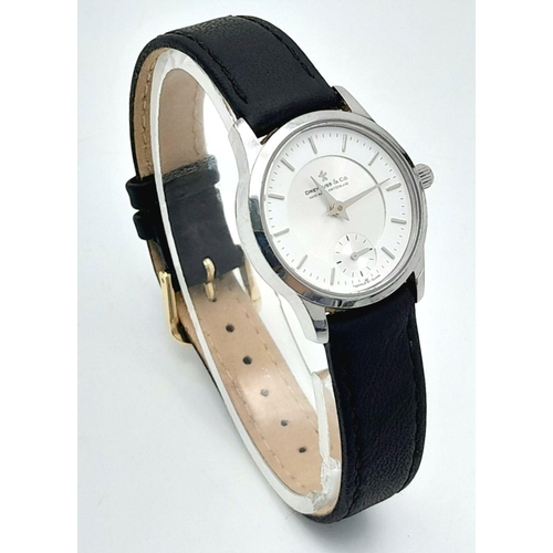 1259 - A Ladies Dreyfus & Co. Switzerland, Subsidiary Dial Quartz Watch Series 1946- Model 6133-25mm Case. ... 