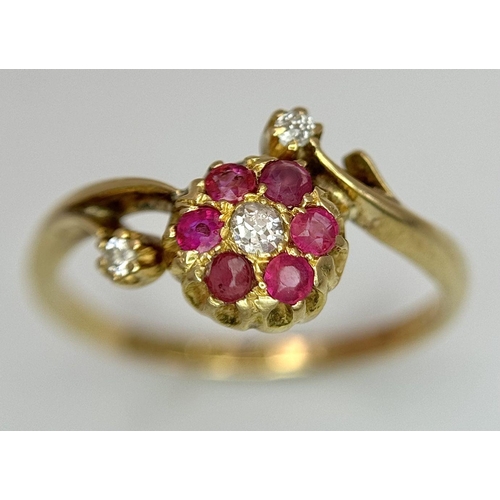 1106 - AN 18K YELLOW GOLD DIAMOND & RUBY TWIST RING 2.3G TOTAL WEIGHT, SIZE N.

ref: SC 3049