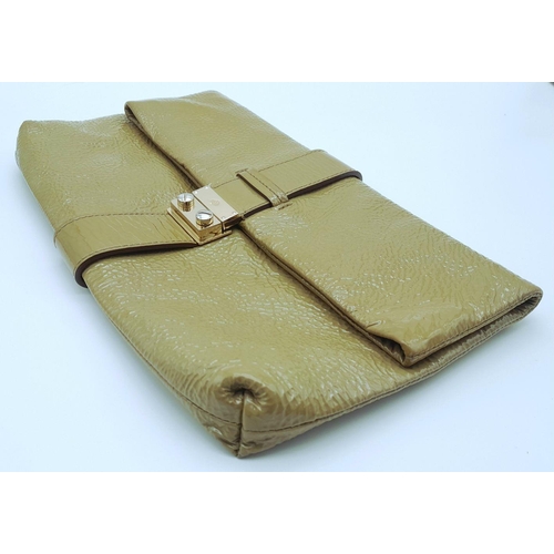 995 - A Mulberry Harriet Khaki Leather Clutch Bag. Spongy patent leather exterior with gold-tone hardware,... 