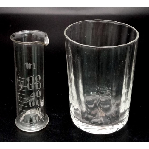 1451 - An Antique Medical Small Glass Test Tube and Beaker. Comes in a brown leather shell circular case. M... 