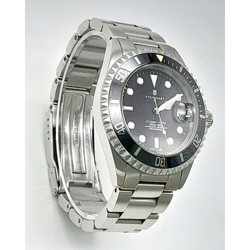 290 - An Excellent Condition Men’s Steinhart Professional Ocean One Automatic Date Stainless Steel Divers ... 