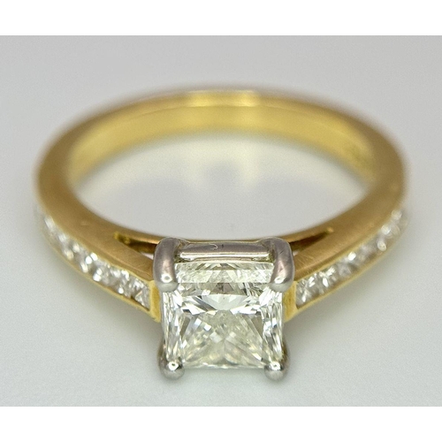 34 - A 18K Yellow Gold Princess Cut Diamond Ring with Diamond Set Shoulders & E.D.R Certification, 1.01ct... 