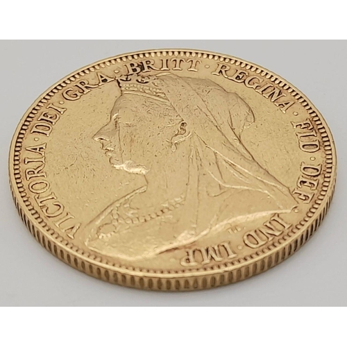 43 - An 1898 Queen Victoria 22k Gold Full Sovereign. 8g.