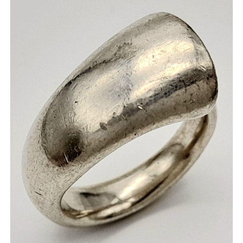 929 - A Vintage (Tests as Silver), Heavy, Viking Horn Design Ring Size N. (Most likely Scandinavian Origin... 