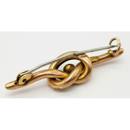 492 - An Antique 9K Love Knot Bar Brooch. Pin has been replaced. 
4cm. 1.84g