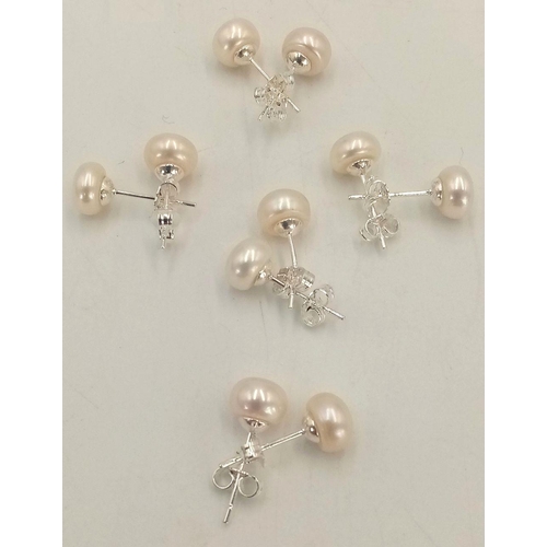 977 - Five Pairs of Freshwater Pearl Stud Earrings. Set in 925 silver.