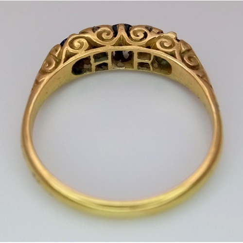 130 - A 18K YELLOW GOLD VINTAGE OLD CUT DIAMOND & SAPPHIRE RING. TOTAL WEIGHT 4G. SIZE Q AND 1/2. Ref: SC ... 