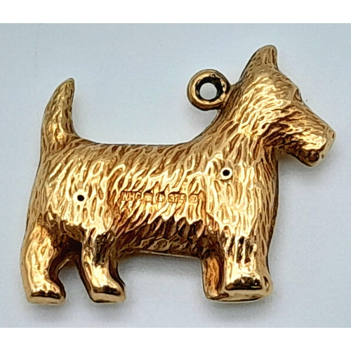 358 - A 9K Yellow Gold Scottish Terrier Pendant/Charm. 0.85g.