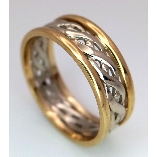 387 - A 9K TWO COLOUR GOLD CELTIC KNOT DESIGN BAND RING 3.9G SIZE R/S. Ref: SC 4020