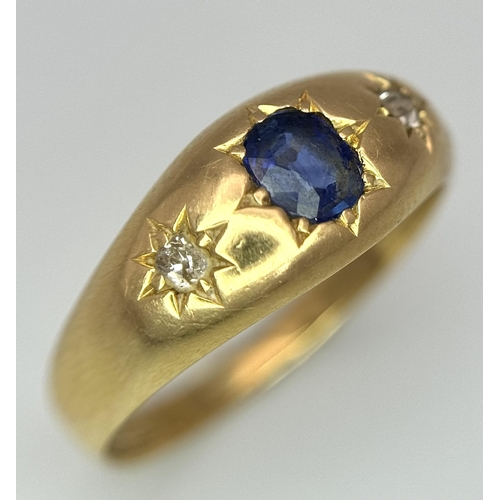 74 - A 18K YELLOW GOLD ANTIQUE DIAMOND & SAPPHIRE RING. TOTAL WEIGHT 4G. SIZE M AND 1/2. HALLMARKED BIRMI... 