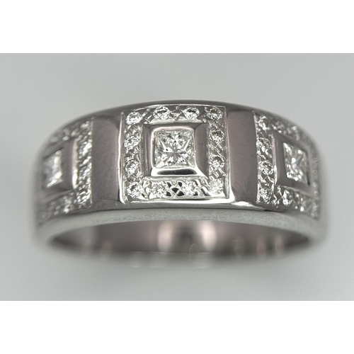 88 - A 18K WHITE GOLD DIAMOND RING. 0.50CT. TOTAL WEIGHT 4.2G. SIZE L AND 1/2. Ref: SC 4061