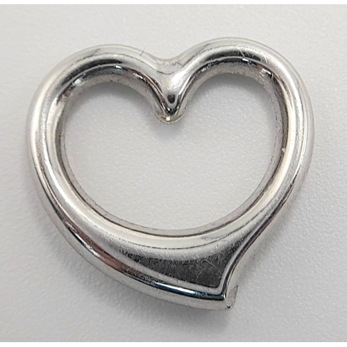 1000 - A 9K WHITE GOLD ( TESTED ) OPEN HEART PENDANT 0.4G , 13MM X 12MM. Ref: SC 4043