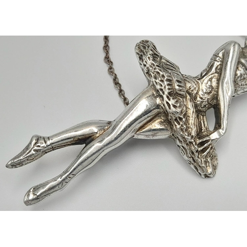 1454 - A vintage sterling silver ballet dancer brooch. Full Birmingham hallmarks, 1945. Total weight 8.9G. ... 