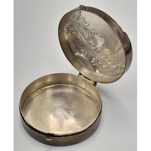 1461 - A vintage 925 silver pill box with lady portrait on top. Full London hallmarks, 1989. Total weight 2... 