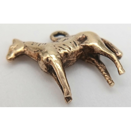 1568 - A 9k Yellow Gold Horse Pendant/Charm. 15mm. 1.3g