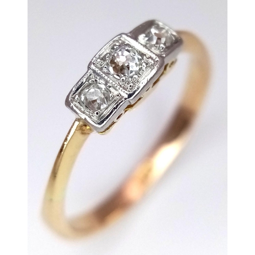 193 - A 18K YELLOW GOLD & PLATINUM VINTAGE 3 STONE DIAMOND RING. TOTAL WEIGHT 2.8G. SIZE O. Ref: SC 4075