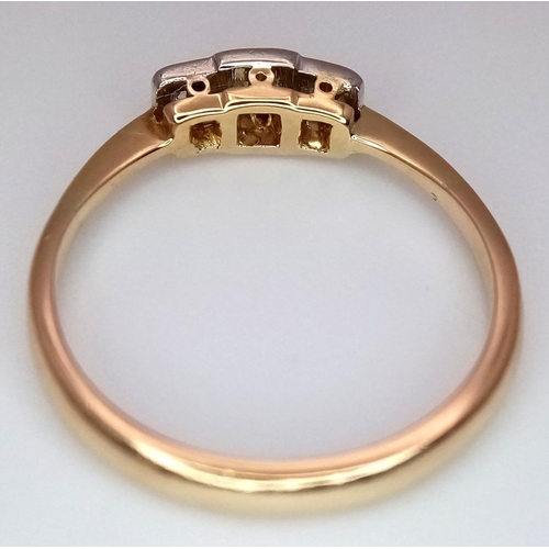 193 - A 18K YELLOW GOLD & PLATINUM VINTAGE 3 STONE DIAMOND RING. TOTAL WEIGHT 2.8G. SIZE O. Ref: SC 4075