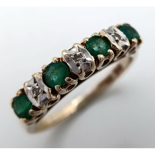 579 - A 9K YELLOW GOLD DIAMOND & EMERALD RING 2.4G SIZE M 1/2. Ref: SC 4026